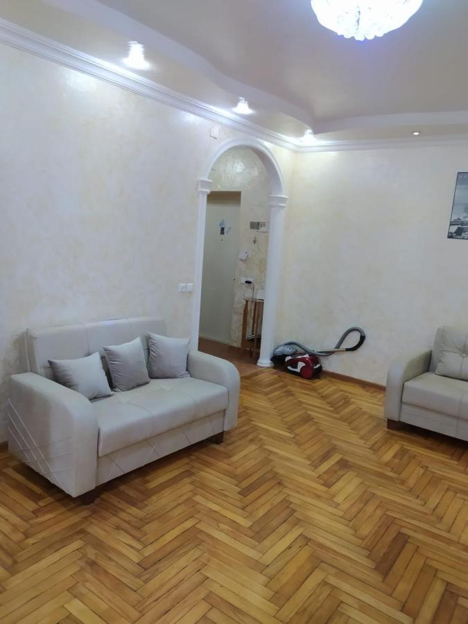 Apartment On 26 May Str Batumi Luaran gambar